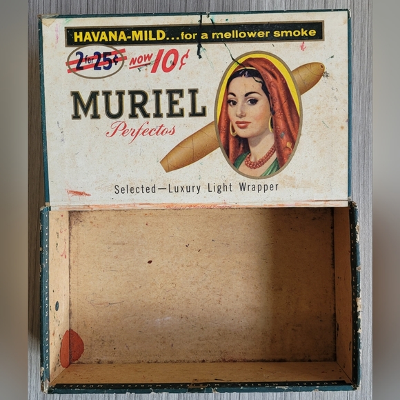 Muriel Perfectos Cigar Box - Havana-Mild - Product of P. Lorillard Company - Picture 1 of 16